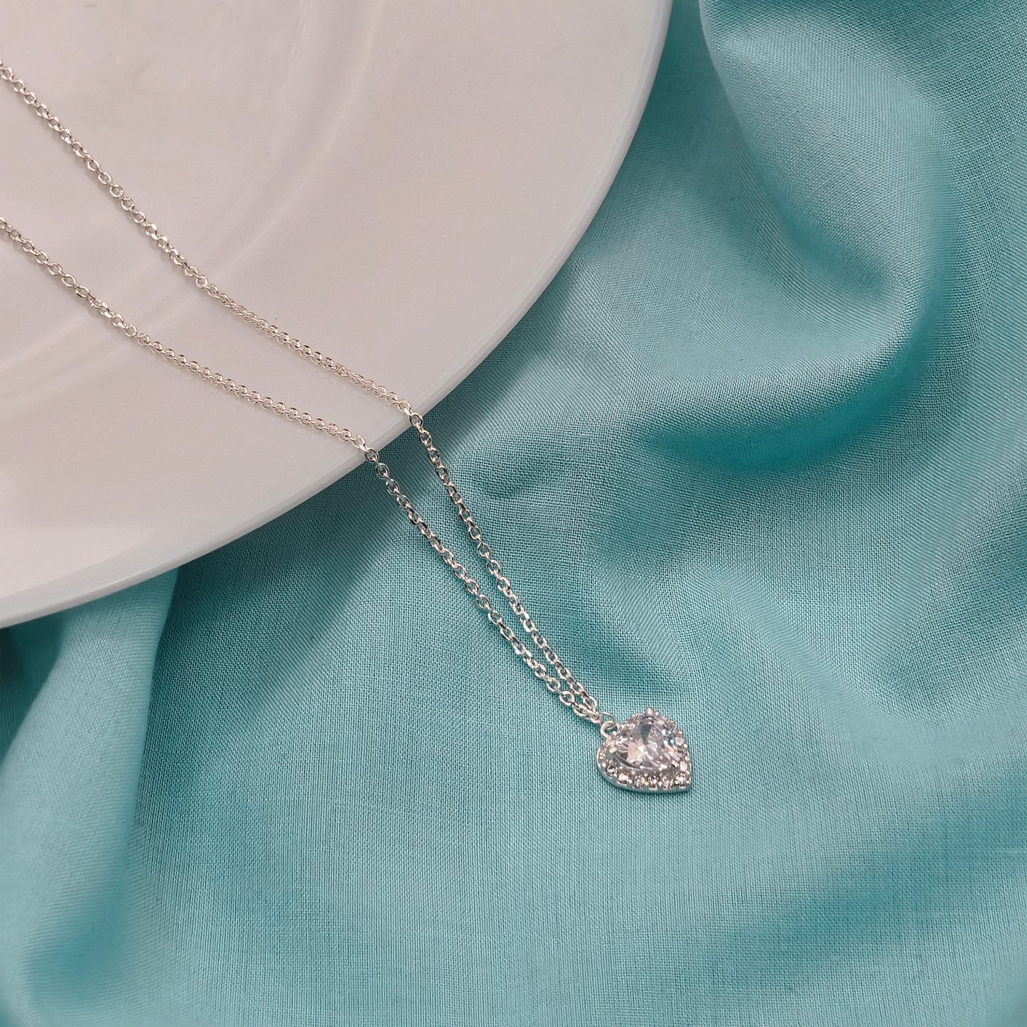 Lumi Heart Silver Pendant Chain