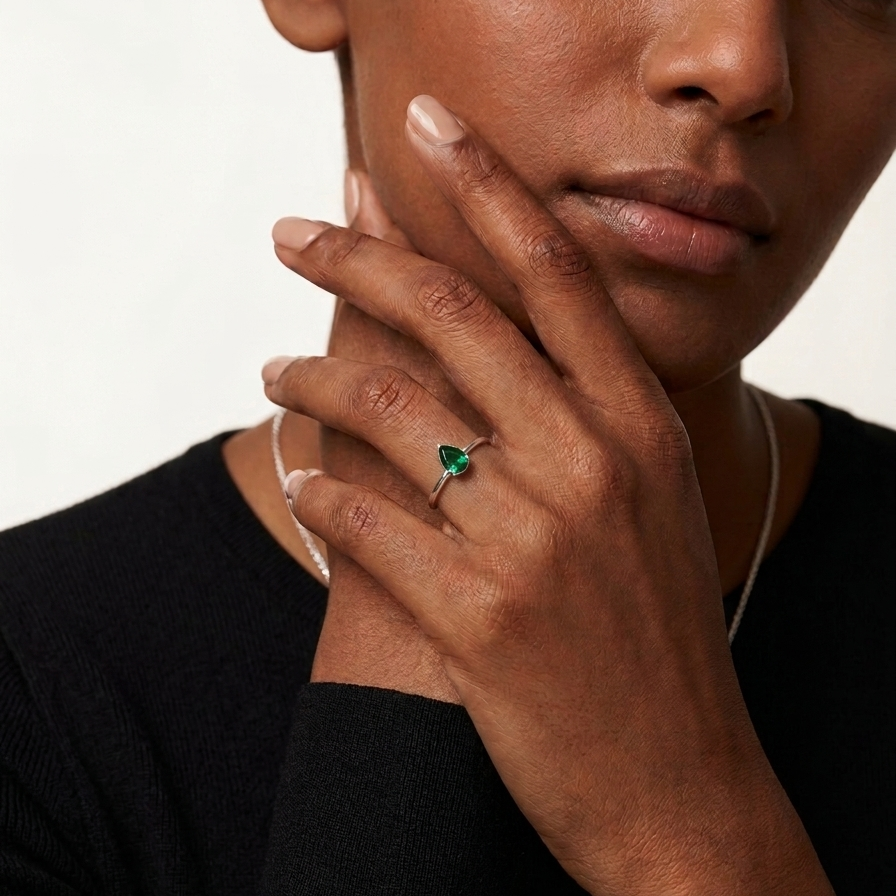 Emerald Dewdrop 925 Sterling Silver Ring